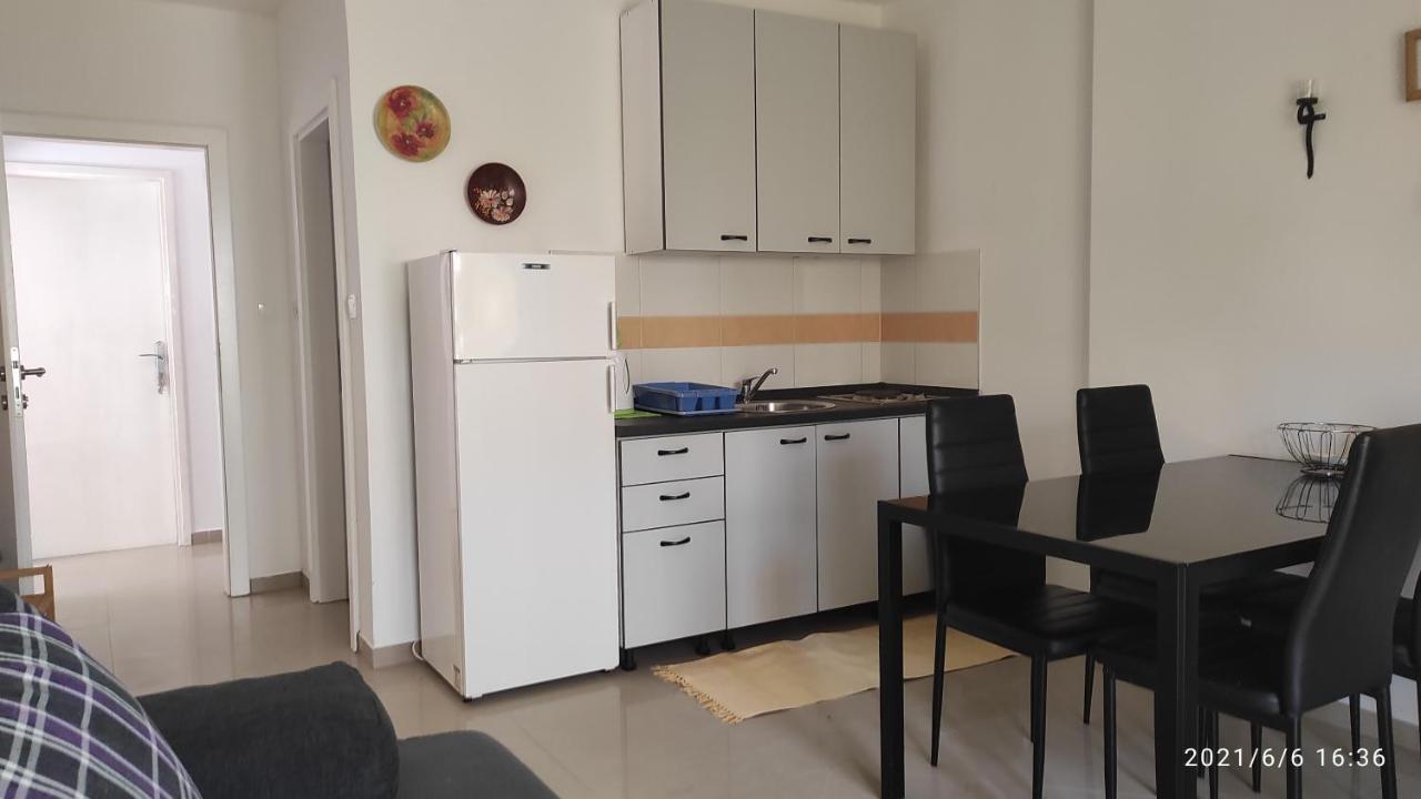 Apartmani Mille スタリグラード エクステリア 写真