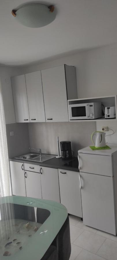 Apartmani Mille スタリグラード エクステリア 写真